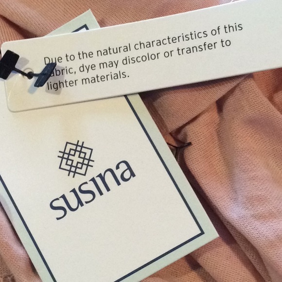 Susina Gathered pink top - Picture 6 of 6